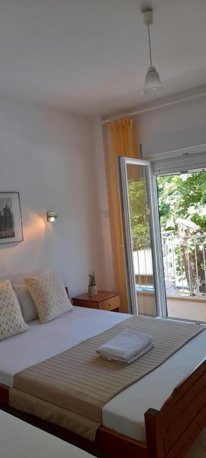 Akrogiali Apartments Paralía Skotínis Exteriör bild